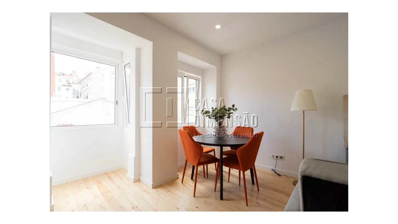 Apartamento T2 para Venda em Campo de Ourique Foto 9