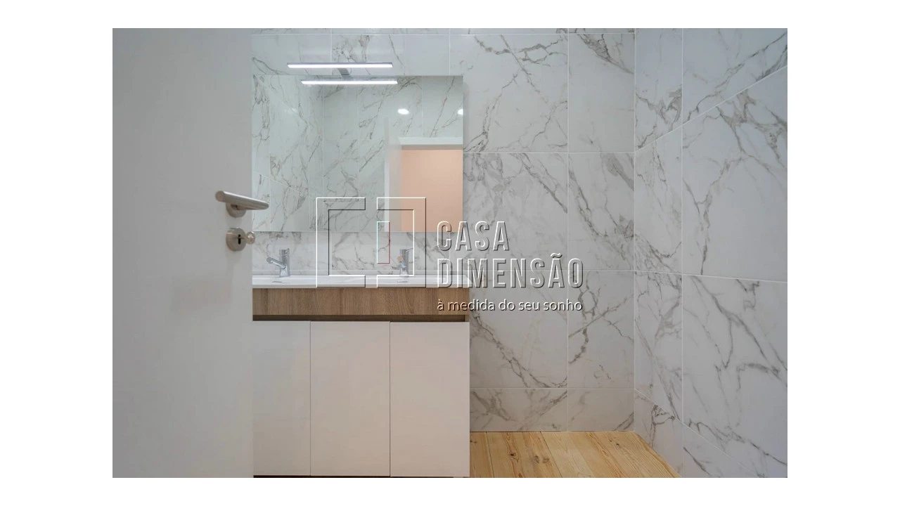 Apartamento T2 para Venda em Campo de Ourique Foto 20