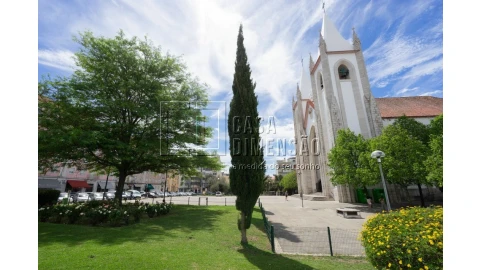 Apartamento T2 para Venda em Campo de Ourique