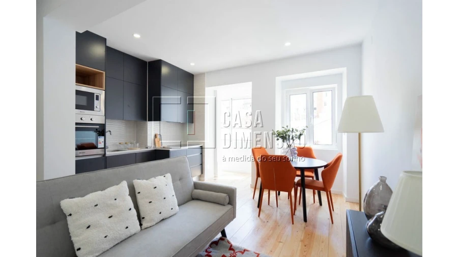 Apartamento T2 para Venda em Campo de Ourique Foto 3