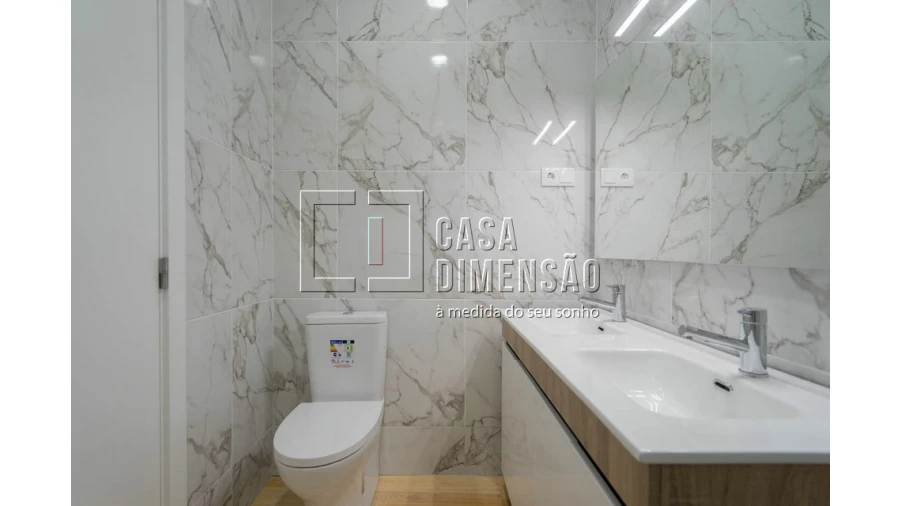 Apartamento T2 para Venda em Campo de Ourique Foto 22
