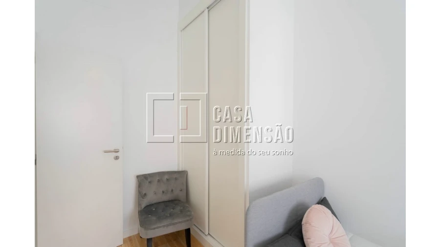 Apartamento T2 para Venda em Campo de Ourique Foto 26