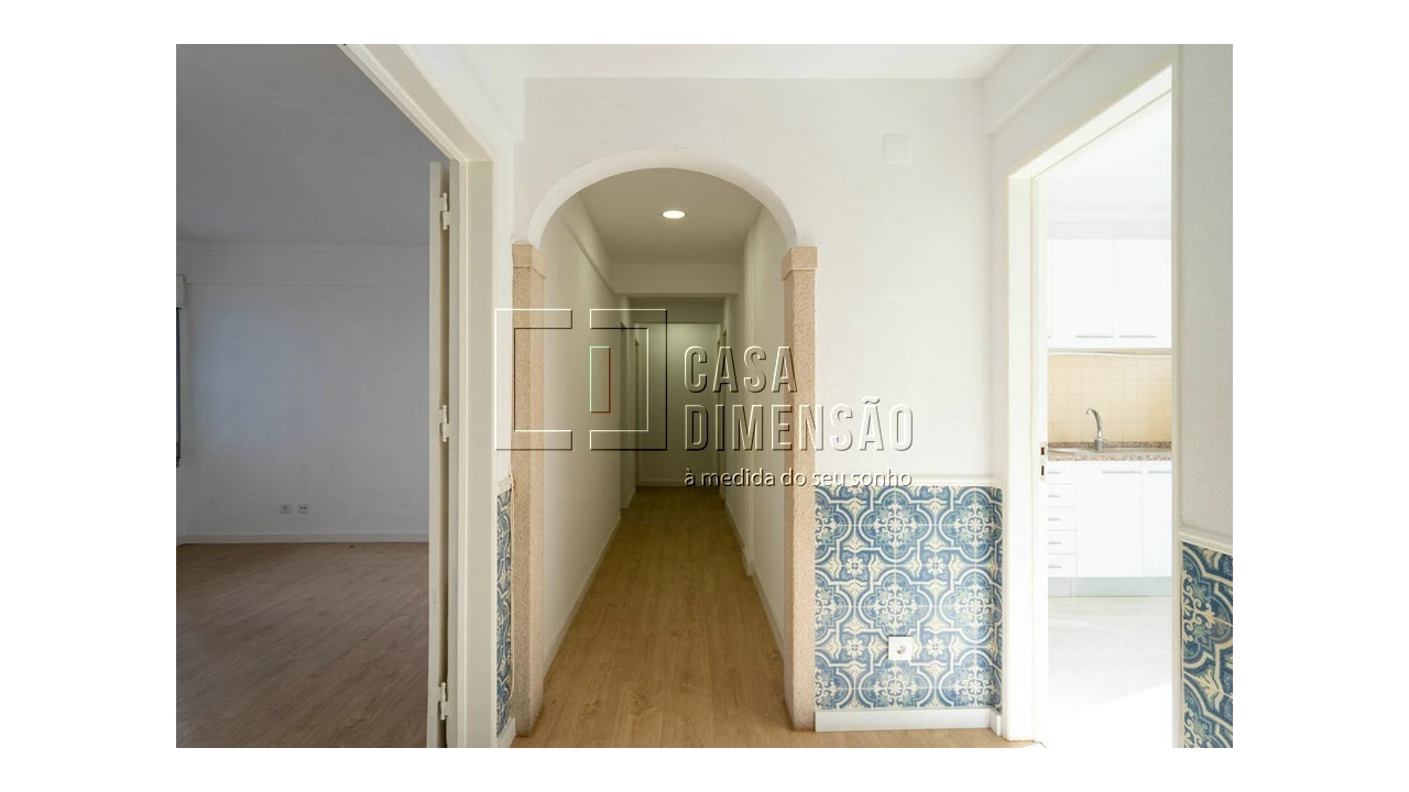 Apartamento T3 para Venda em Carnaxide e Queijas Foto 2