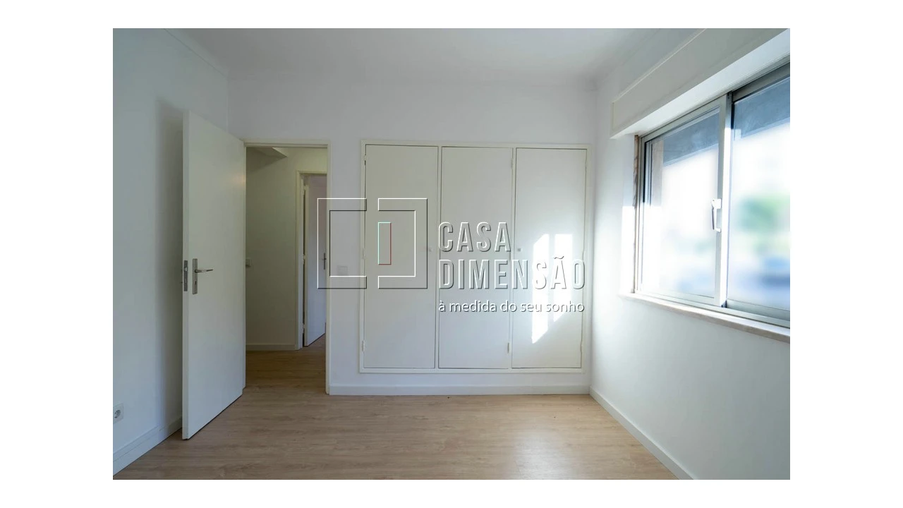 Apartamento T3 para Venda em Carnaxide e Queijas Foto 20