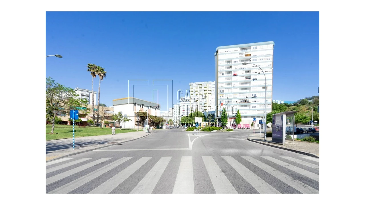 Apartamento T3 para Venda em Carnaxide e Queijas Foto 28