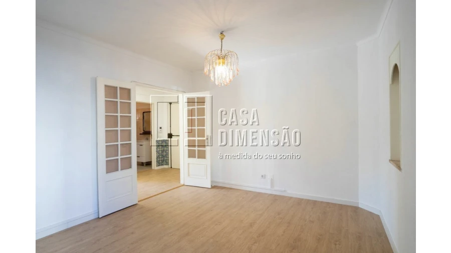 Apartamento T3 para Venda em Carnaxide e Queijas Foto 4