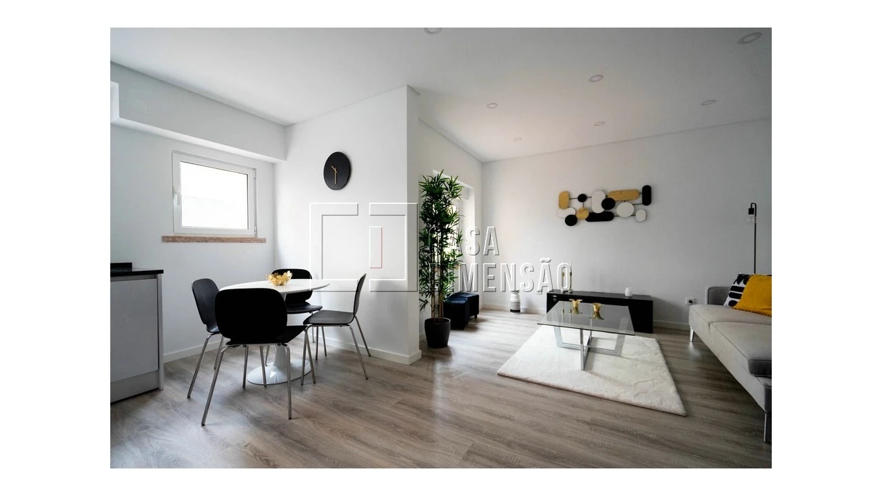 Apartamento T3 para Venda em Benfica Foto 9