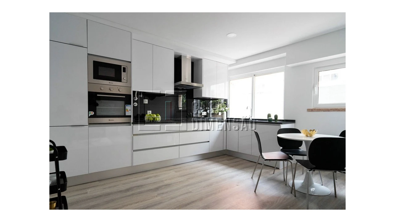 Apartamento T3 para Venda em Benfica Foto 10