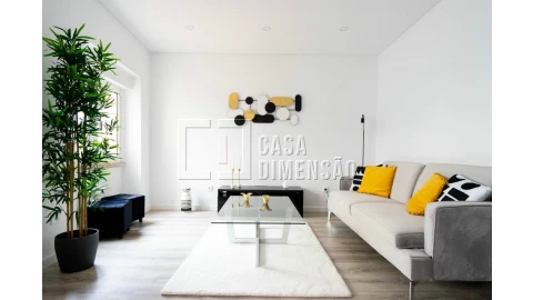 Apartamento T3 para Venda em Benfica
