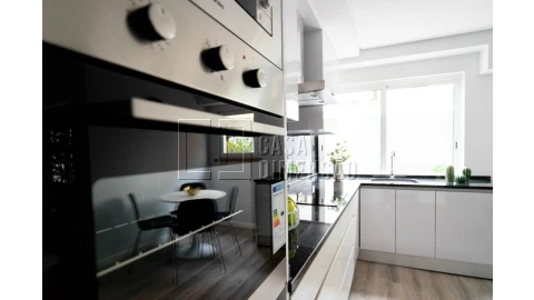 Apartamento T3 para Venda em Benfica