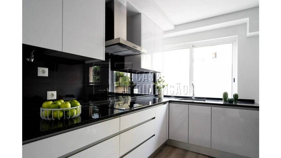 Apartamento T3 para Venda em Benfica Foto 12