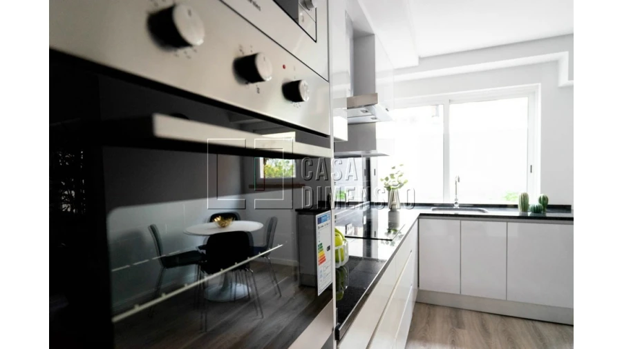 Apartamento T3 para Venda em Benfica Foto 13