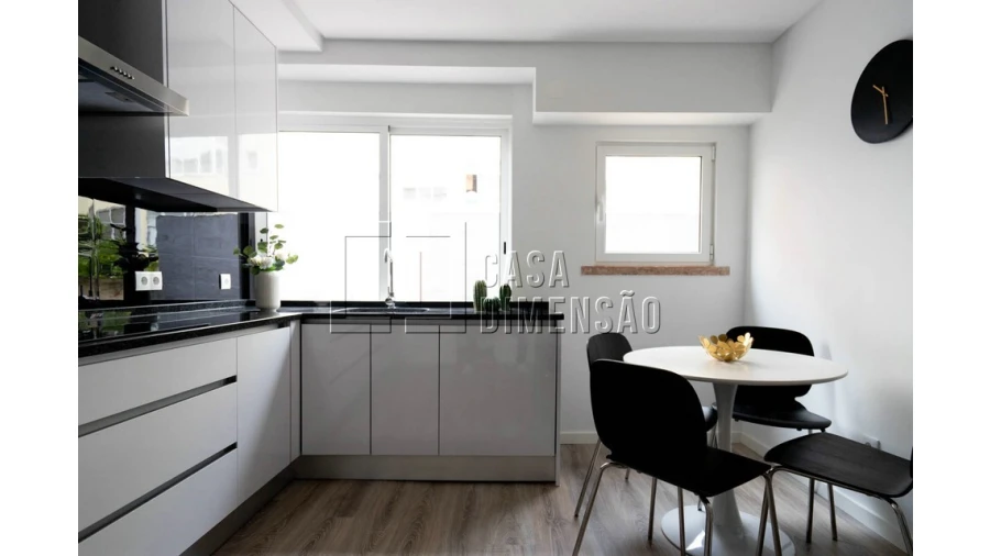 Apartamento T3 para Venda em Benfica Foto 14