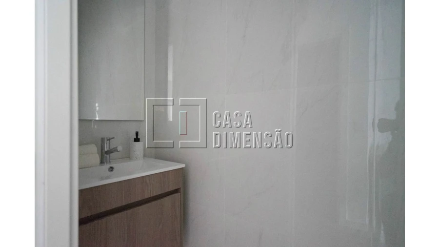 Apartamento T3 para Venda em Benfica Foto 23