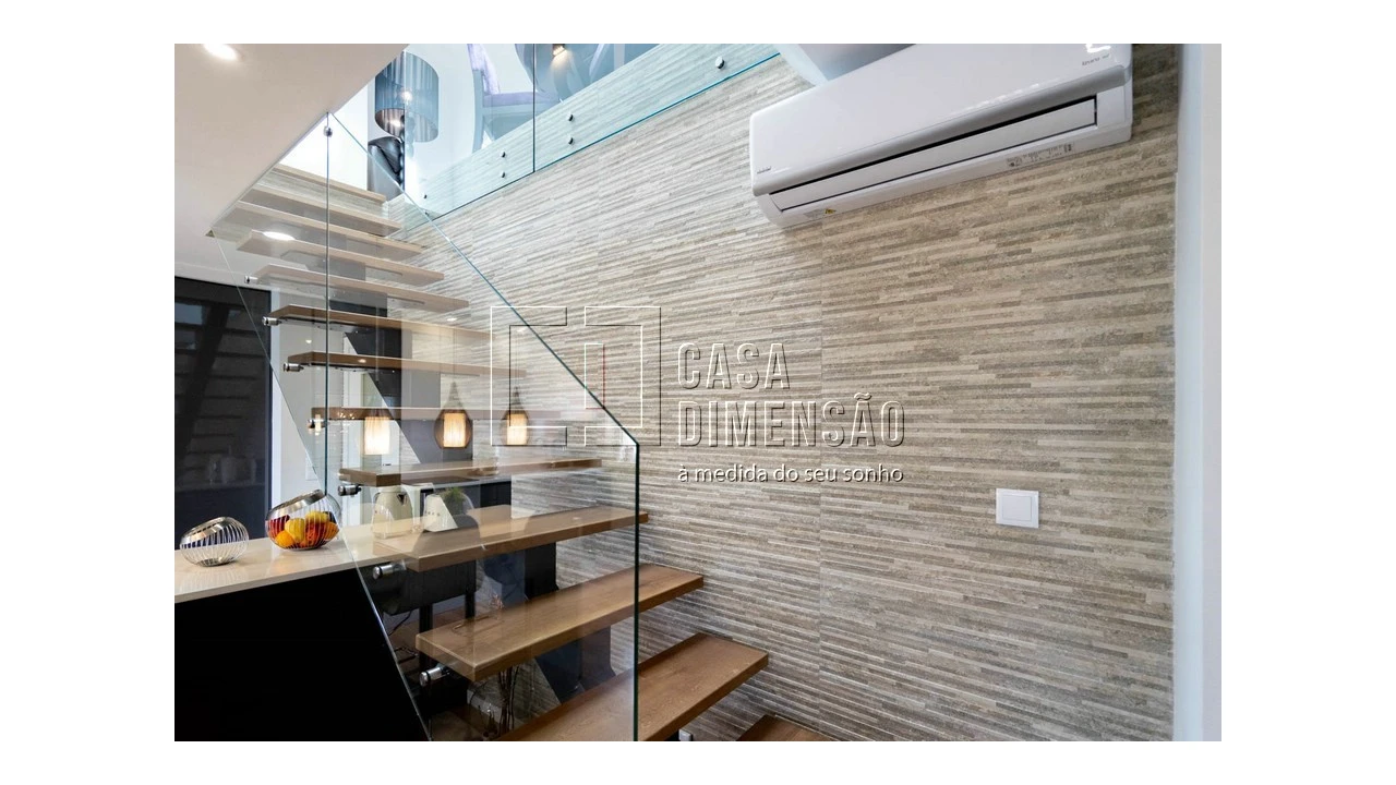 Apartamento T4 para Venda em Carnaxide e Queijas Foto 59