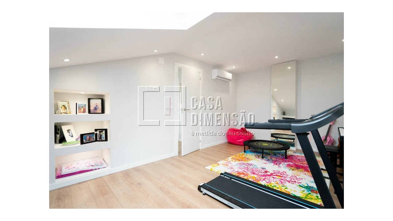 Apartamento T4 para Venda em Carnaxide e Queijas Foto 76