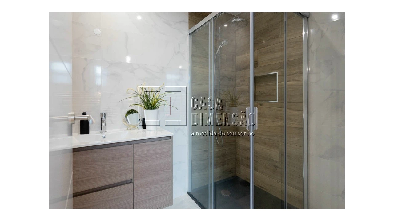 Apartamento T4 para Venda em Carnaxide e Queijas Foto 80