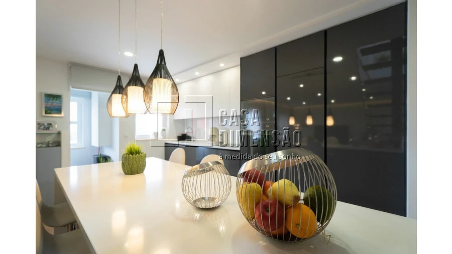 Apartamento T4 para Venda em Carnaxide e Queijas Foto 18
