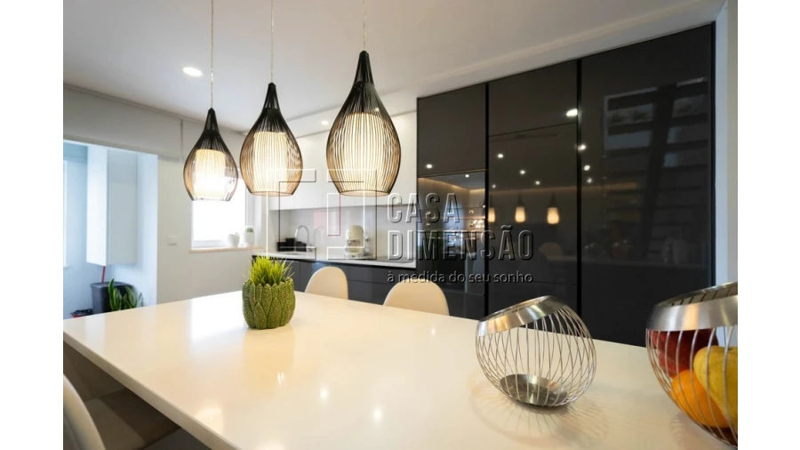 Apartamento T4 para Venda em Carnaxide e Queijas Foto 19