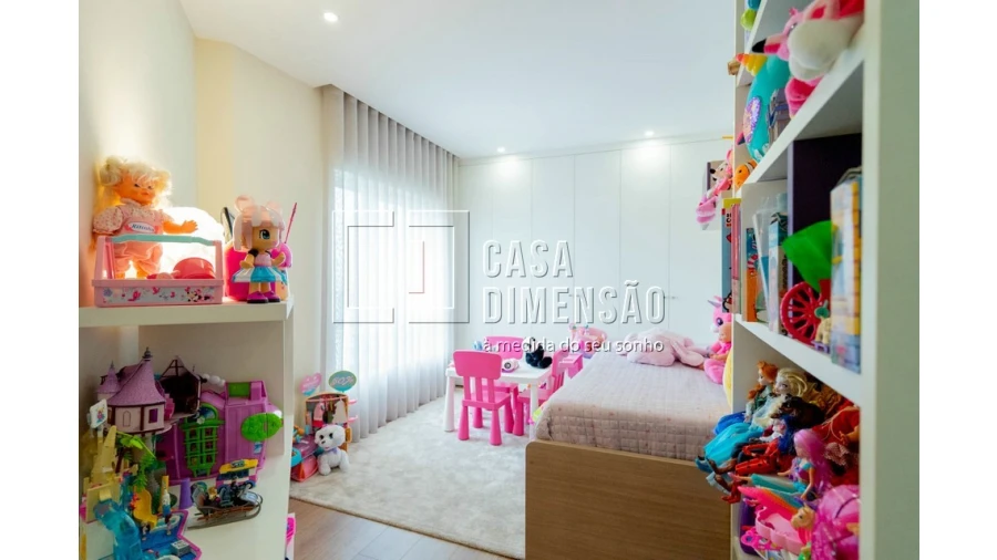 Apartamento T4 para Venda em Carnaxide e Queijas Foto 34