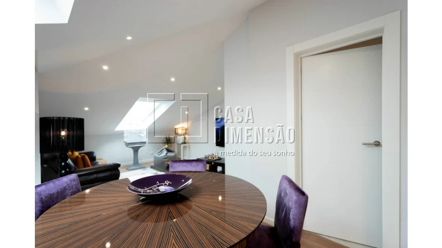 Apartamento T4 para Venda em Carnaxide e Queijas Foto 70