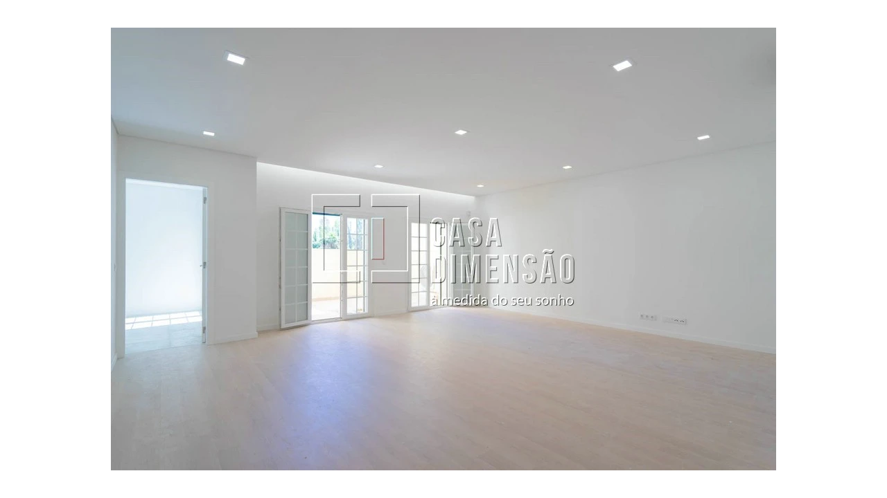 Apartamento T3 para Venda em Águas Livres Foto 1