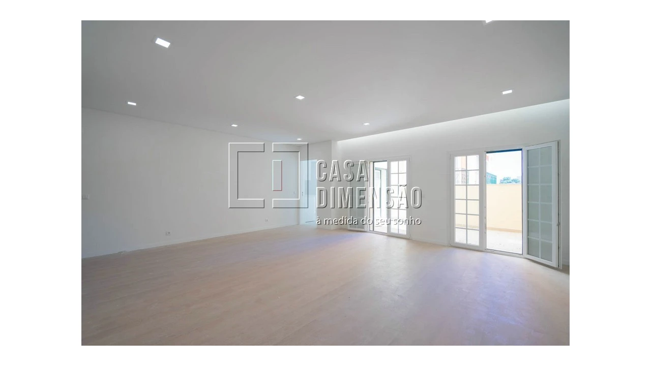 Apartamento T3 para Venda em Águas Livres Foto 7