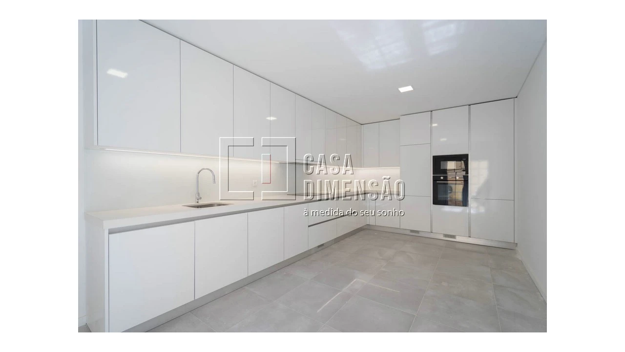 Apartamento T3 para Venda em Águas Livres Foto 16