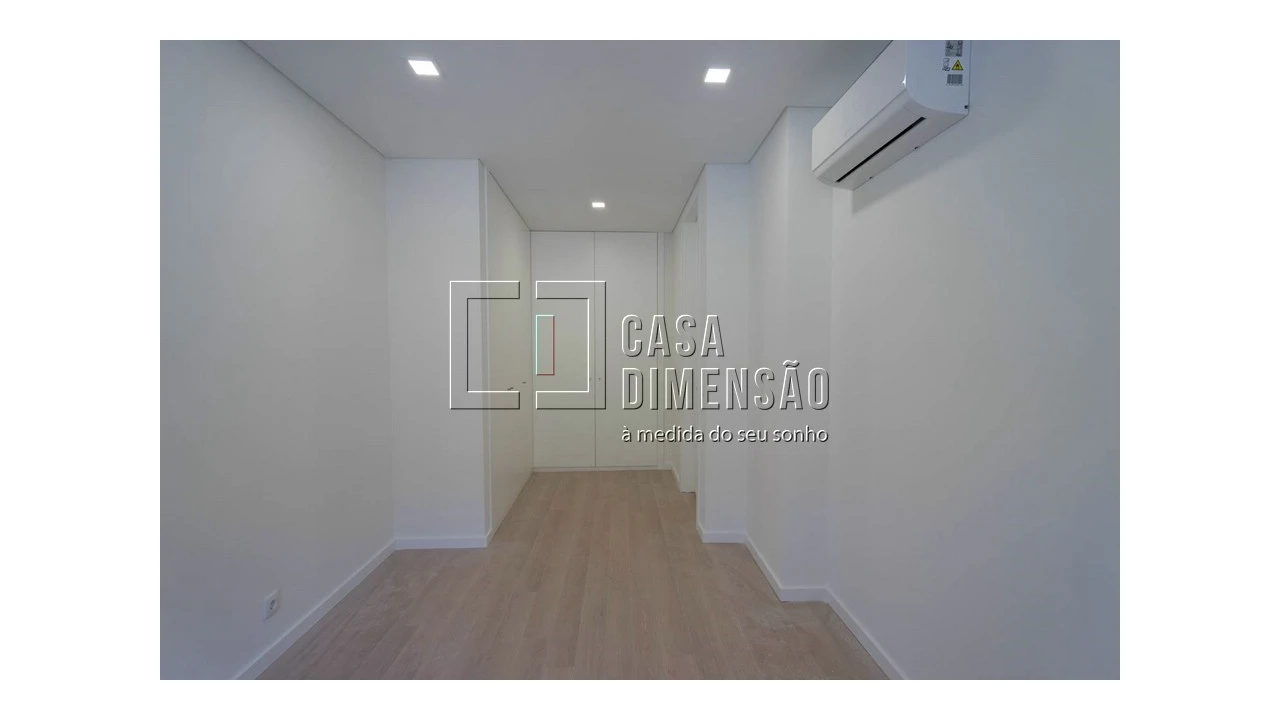Apartamento T3 para Venda em Águas Livres Foto 30