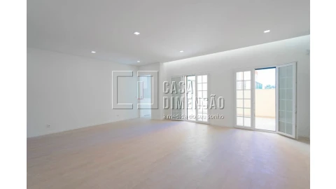 Apartamento T3 para Venda em Águas Livres