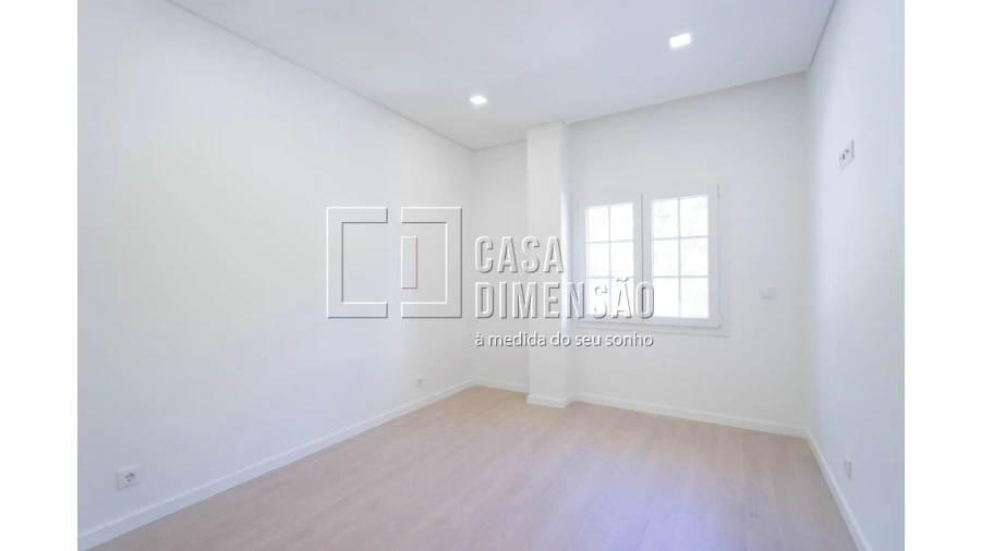 Apartamento T3 para Venda em Águas Livres Foto 32