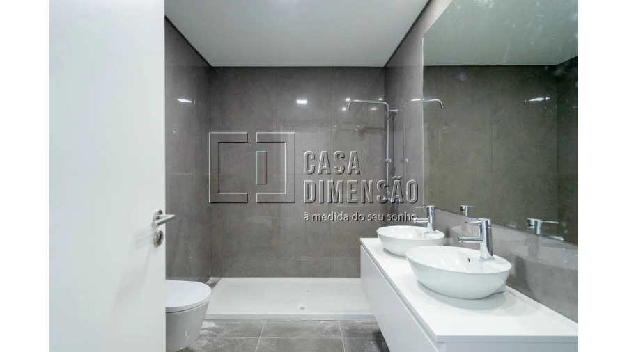 Apartamento T3 para Venda em Águas Livres Foto 39