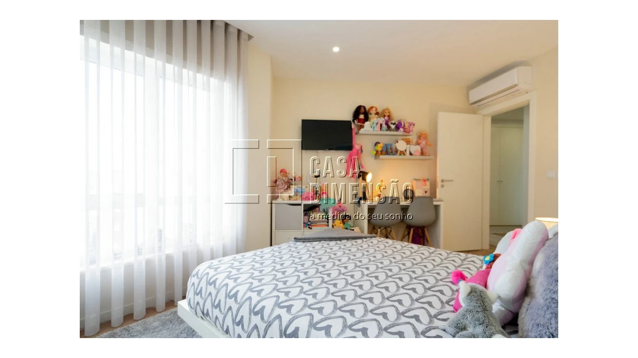 Apartamento T4 para Venda em Venteira Foto 40