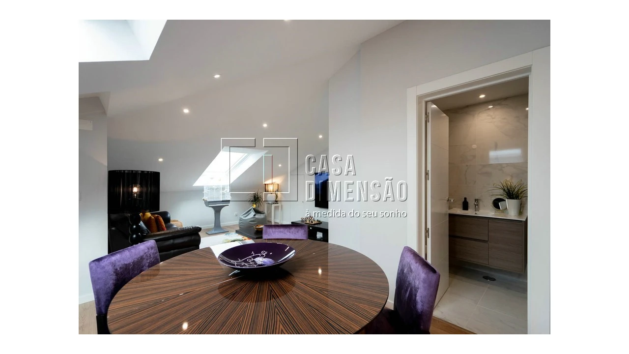 Apartamento T4 para Venda em Venteira Foto 69