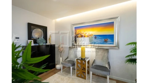 Apartamento T4 para Venda em Venteira