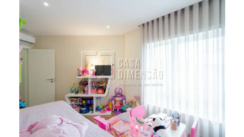 Apartamento T4 para Venda em Venteira