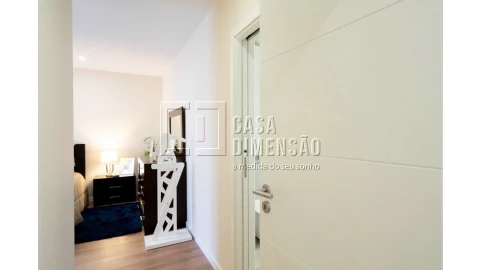 Apartamento T4 para Venda em Venteira