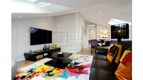 Apartamento T4 para Venda em Venteira
