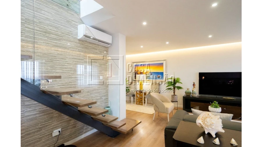Apartamento T4 para Venda em Venteira Foto 14