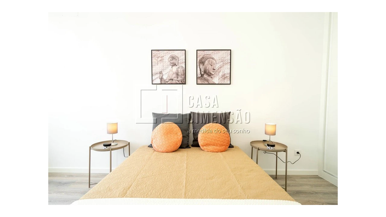 Apartamento T2 para Venda em Benfica Foto 3