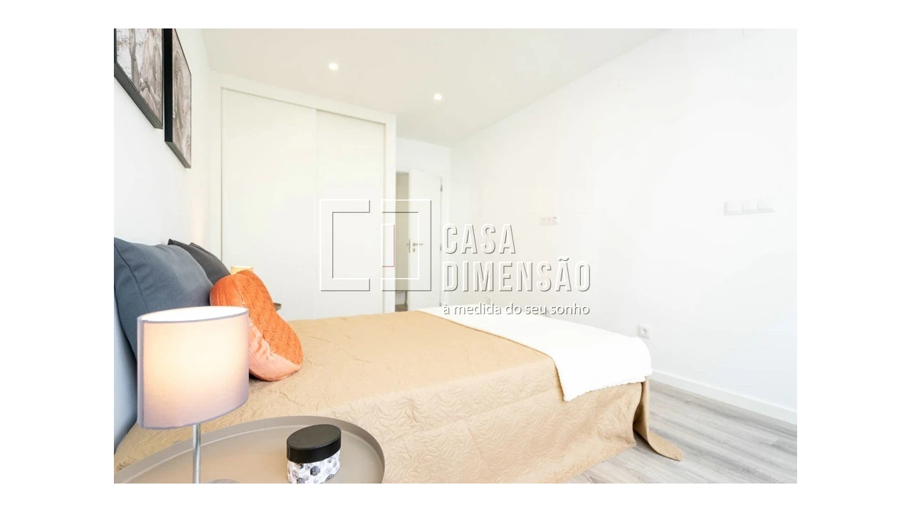 Apartamento T2 para Venda em Benfica Foto 26