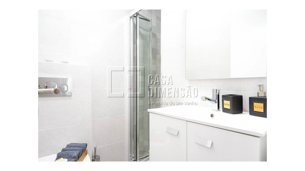 Apartamento T2 para Venda em Benfica Foto 29