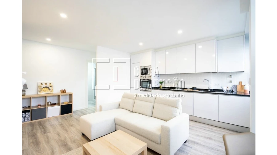 Apartamento T2 para Venda em Benfica Foto 12
