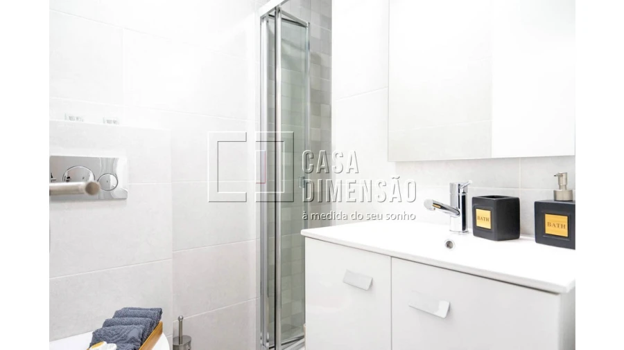 Apartamento T2 para Venda em Benfica Foto 29