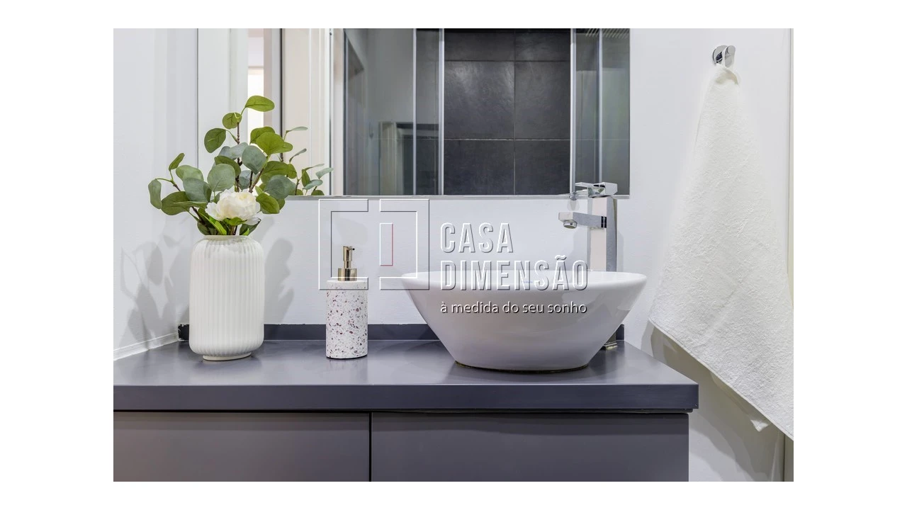 Apartamento T1 para Venda em Benfica Foto 16