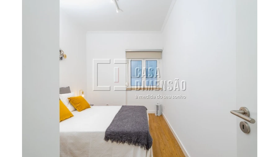 Apartamento T1 para Venda em Benfica Foto 10