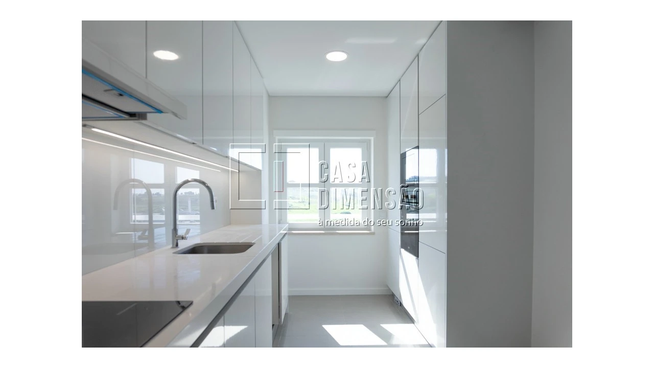 Apartamento T3 para Venda em Venteira Foto 12
