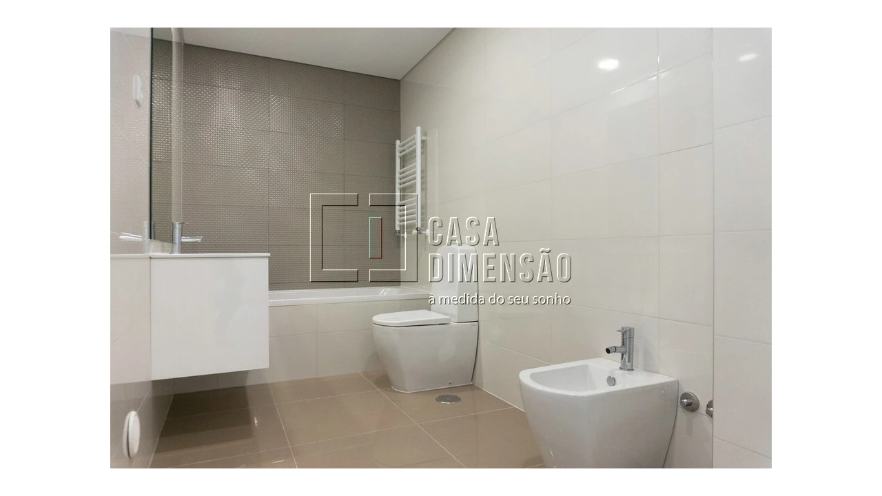 Apartamento T3 para Venda em Venteira Foto 19