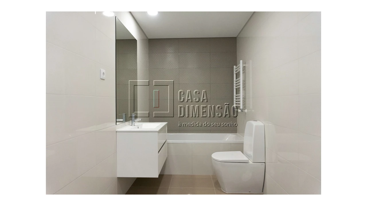 Apartamento T3 para Venda em Venteira Foto 20