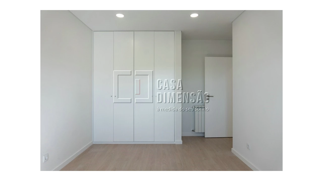 Apartamento T3 para Venda em Venteira Foto 22
